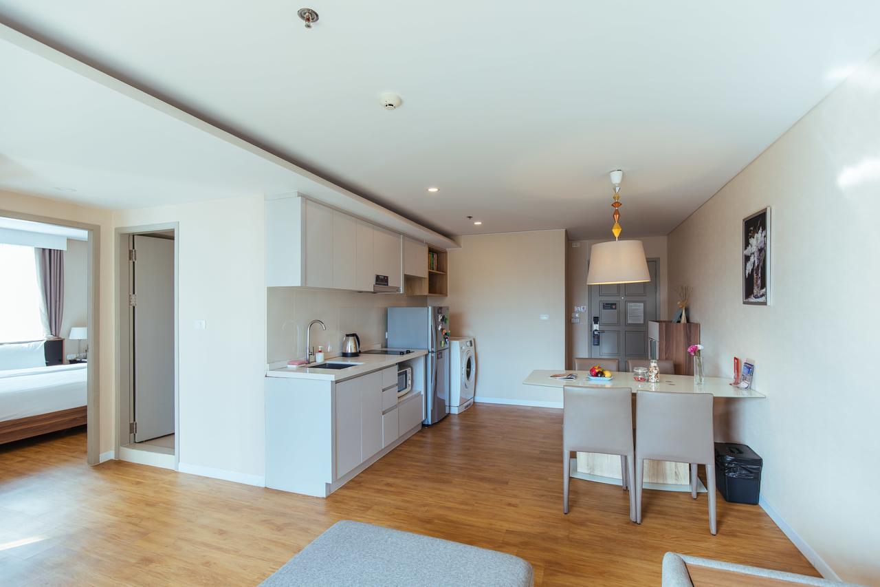 Roomme Hospitality Nang Linchee Branch Bangkok Eksteriør billede