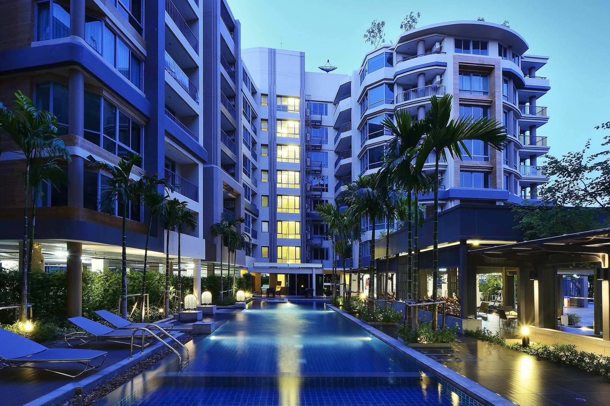 Roomme Hospitality Nang Linchee Branch Bangkok Eksteriør billede