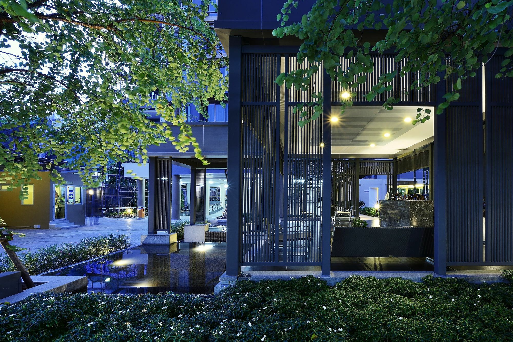 Roomme Hospitality Nang Linchee Branch Bangkok Eksteriør billede